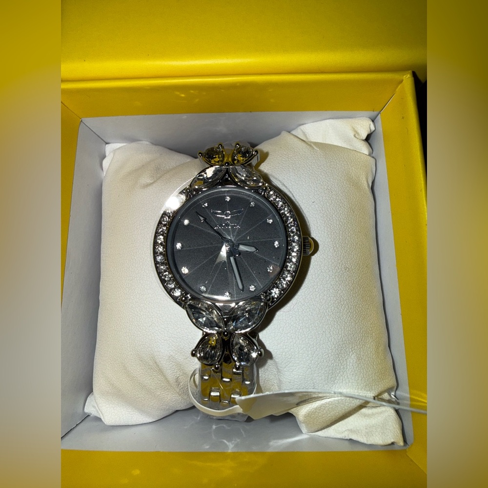 ⌚️NWT! Invicta Wildflower Women's Watch - 30mm, All Silver
